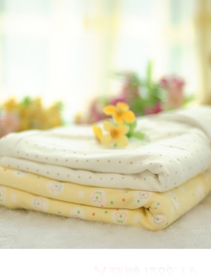 藕糖氏嬰兒內(nèi)衣黃色