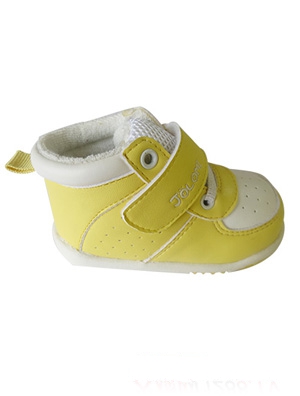 吉樂米梅桃紅春秋季節(jié)嬰兒鞋