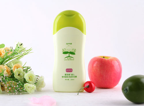 愛支櫟女孩嬰兒草本舒潤洗發(fā)沐浴露