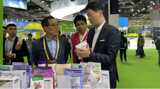 �ڶ����Ї��M(j��n)�������Ϻ��_Ļ���Һ���Farm to family������չ