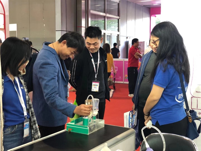 ����չ��뾫������|