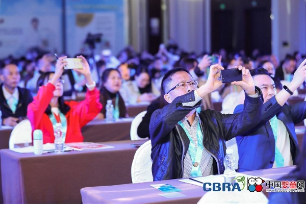 �Ї�ĸ�������̴���ھ��e�� ȫ�������̹�̽�a(ch��n)�I(y��)�l(f��)չ