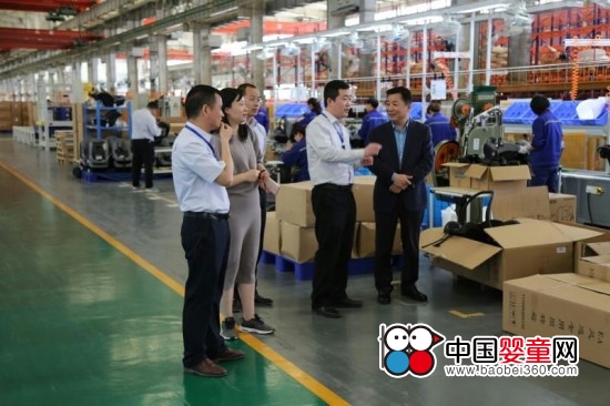 �Ї���ߺ͋�ͯ��Ʒ�f(xi��)�����L��÷����ͯ��ȫ���ε����󌢳ʬF(xi��n)����ʽ�ı��l(f��)