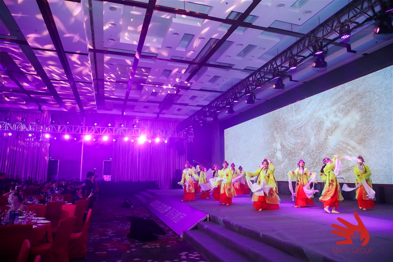 ���ľ��� �c��ͬ�� �۶�2020���ʢ��A�M�ɹ�