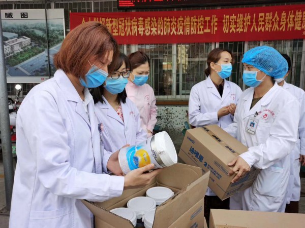 ���F�����L��������Ӳ�˾�ٛ1700�fԪ�ߺ������F�����̷۹�������