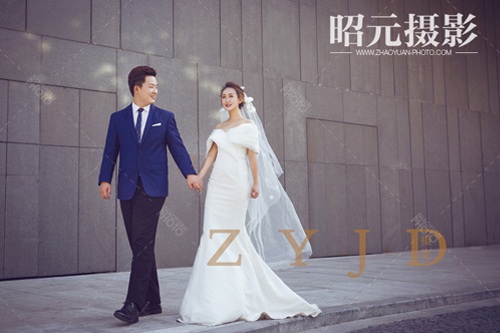 ���ˌ����� �@�ķN��r�̈́e����